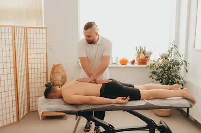 Fizjochata - Masaż i Fizjoterapia Jakub Buras